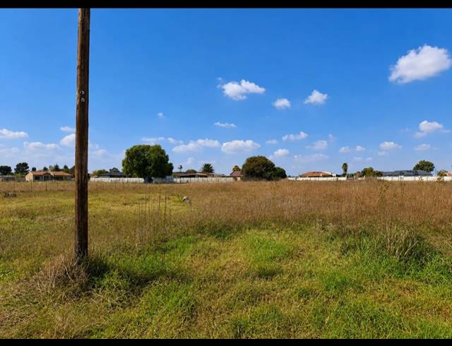504M² VACANT LAND FOR SALE IN RIVERSDALE